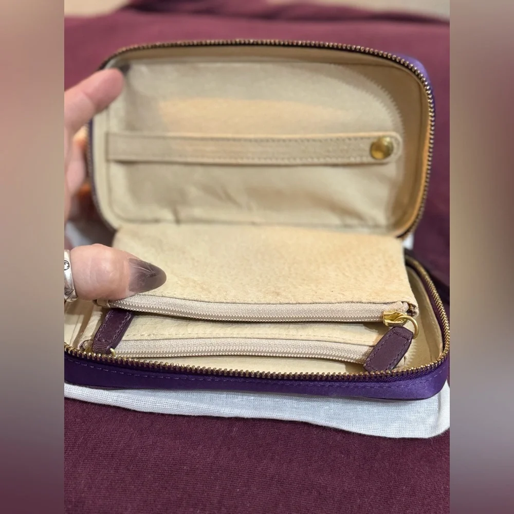 Coach 603336 Satin Jewelry Travel Case Purple EUC
